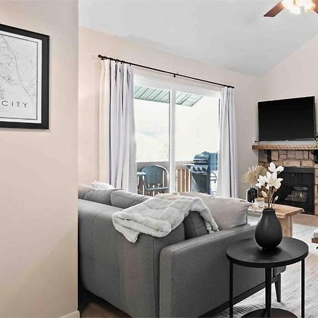 Cozy Top Floor Condo With Mountain Views Park City Exterior photo